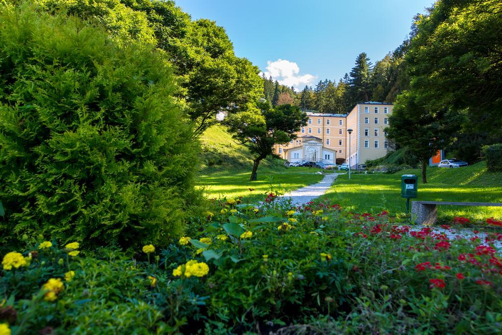 Rimske Terme - Hotel Zdraviliski Dvor Римске Топлице Стая снимка