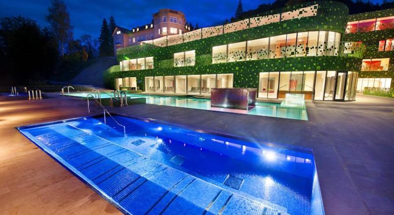 Rimske Terme - Hotel Zdraviliski Dvor Римске Топлице Екстериор снимка