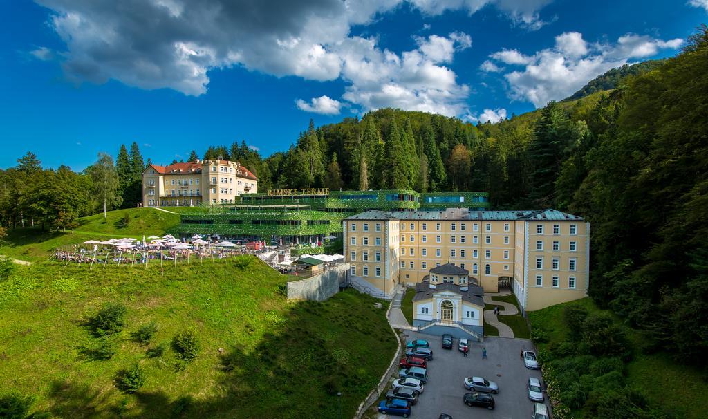 Rimske Terme - Hotel Zdraviliski Dvor Римске Топлице Екстериор снимка