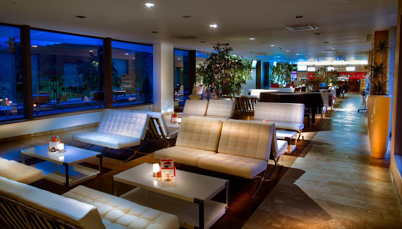 Rimske Terme - Hotel Zdraviliski Dvor Римске Топлице Екстериор снимка